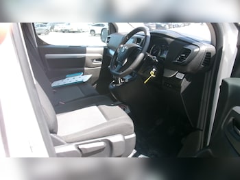 Used Toyota PROACE CITY Verso 2020 for sale - 79263797: Photo