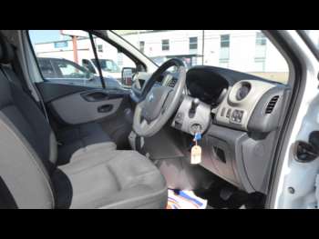 Used Renault Trafic 2018 for sale - 72015900: Photo