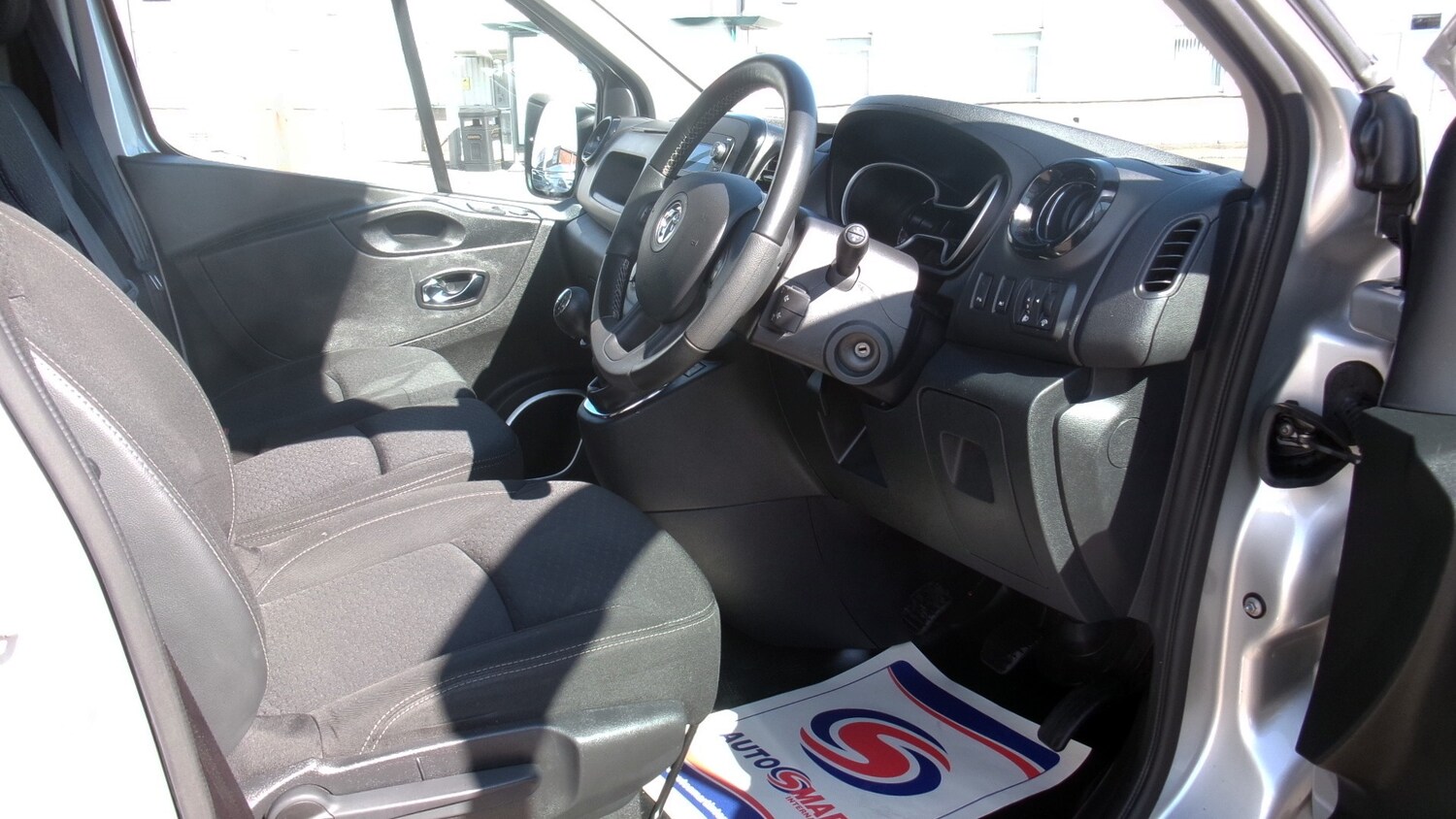 Used Vauxhall Vivaro 2020 for sale - 76413896: Photo 3