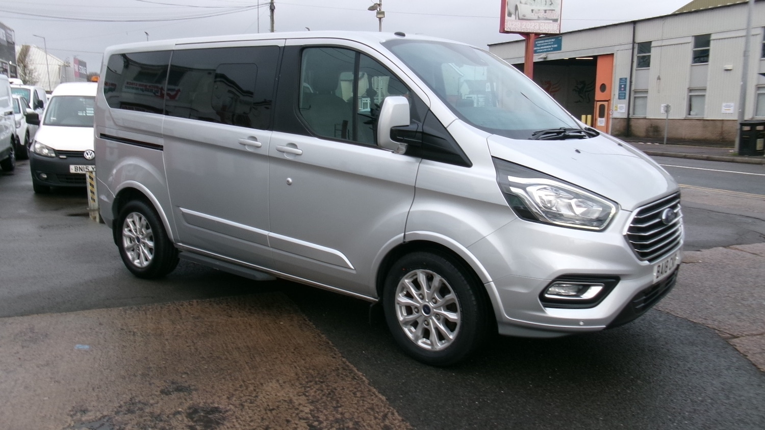Used Ford Tourneo Custom 2018 for sale - 78064380: Photo 2