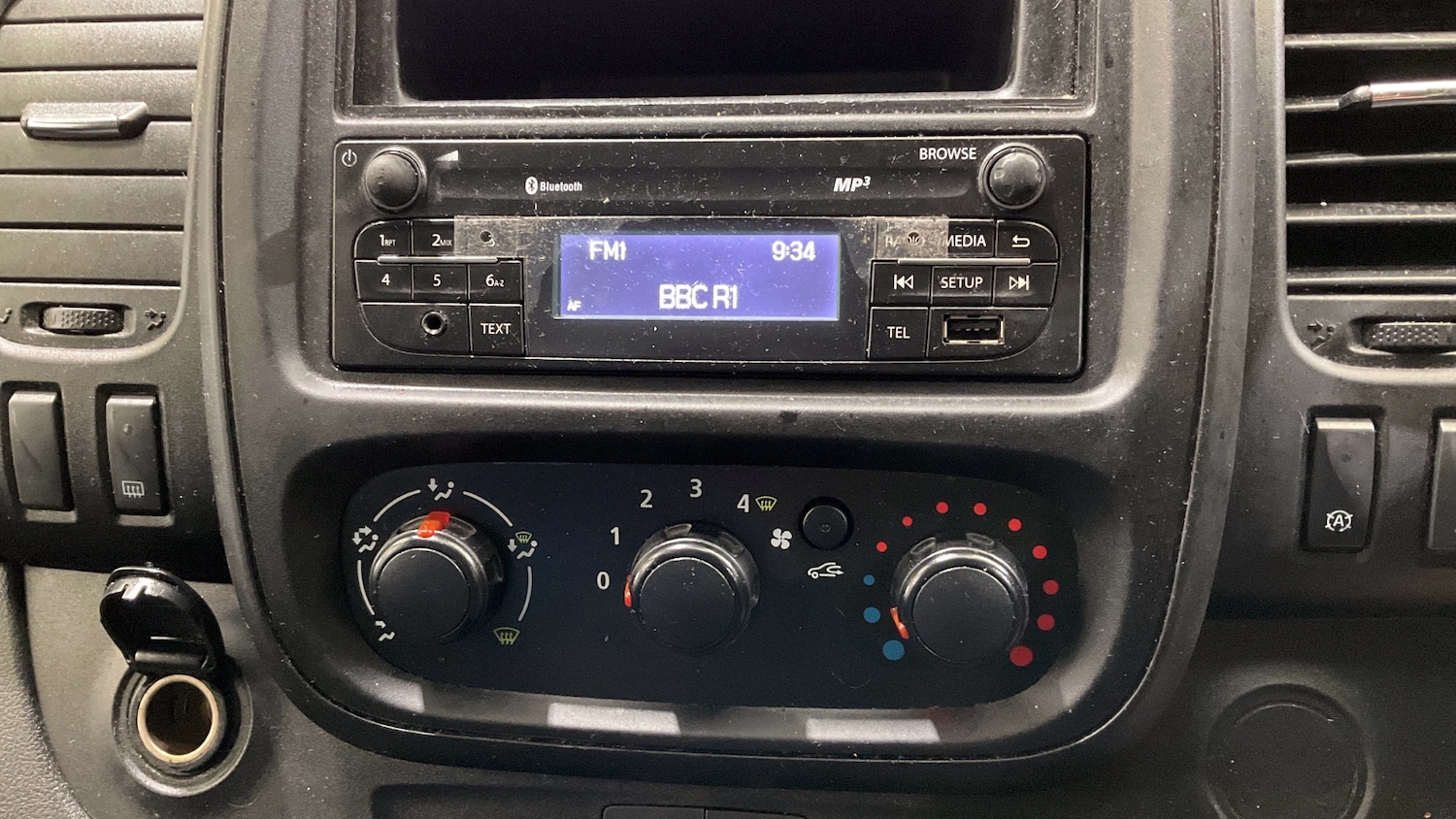 Used Vauxhall Vivaro 2016 for sale - 76413061: Photo 4