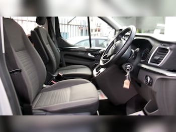 Used Ford Tourneo Custom 2018 for sale - 77168748: Photo