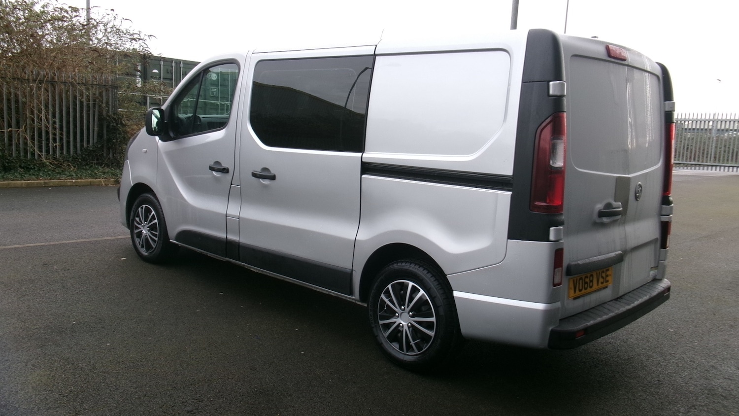 Used Vauxhall Vivaro 2018 for sale - 77198289: Photo 13
