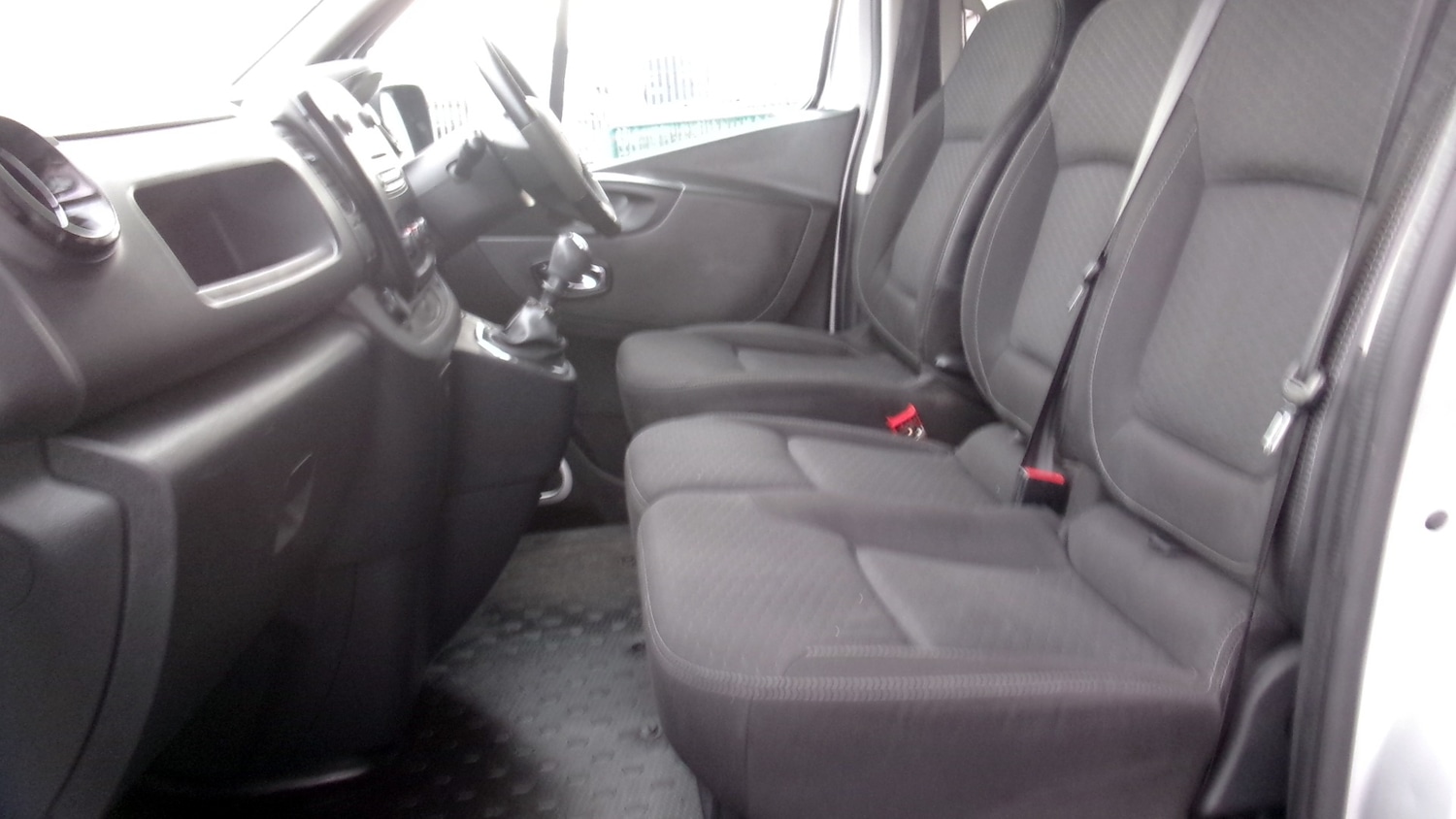 Used Vauxhall Vivaro 2018 for sale - 77198289: Photo 6