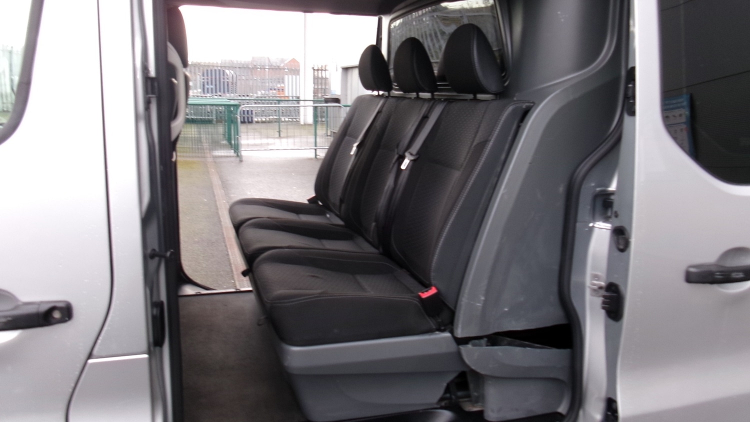 Used Vauxhall Vivaro 2018 for sale - 77198289: Photo 8