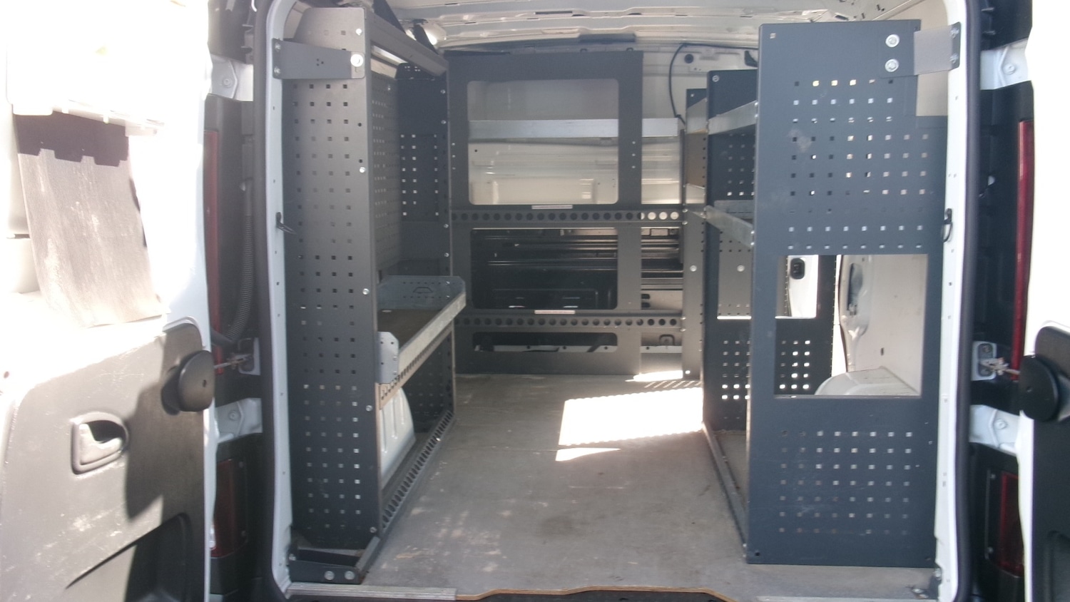 Used Vauxhall Vivaro 2016 for sale - 76924199: Photo 9