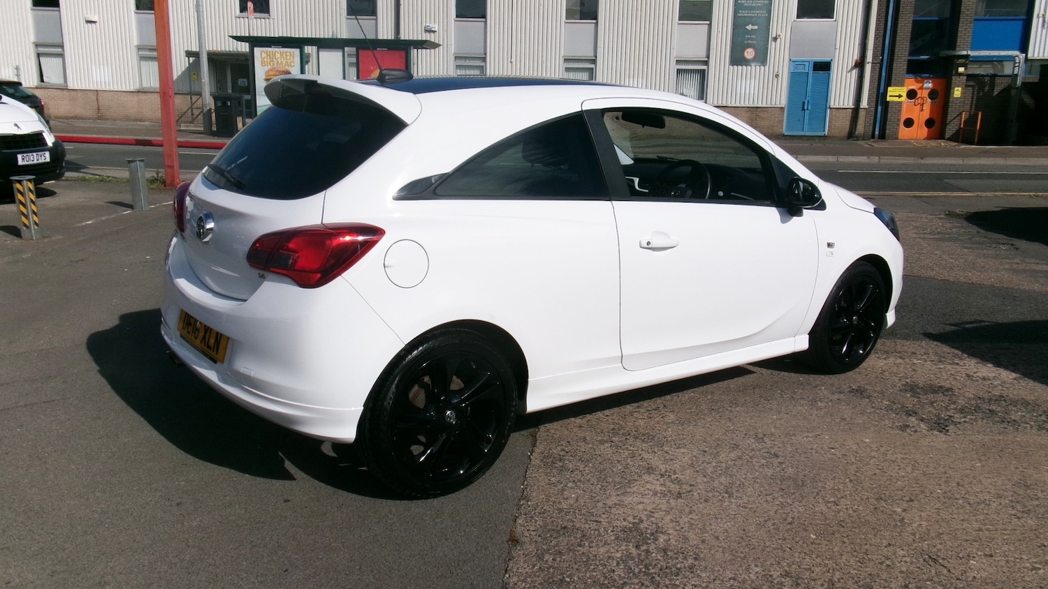 Used Vauxhall Corsa 2016 for sale - 76117237: Photo 8