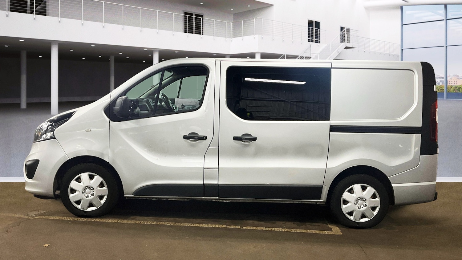Used Vauxhall Vivaro 2018 for sale - 76580445: Photo 6