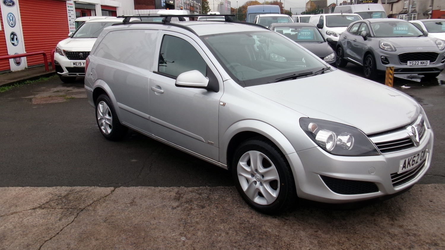 Used Vauxhall Astra Van 2012 for sale - 76414005: Photo 2