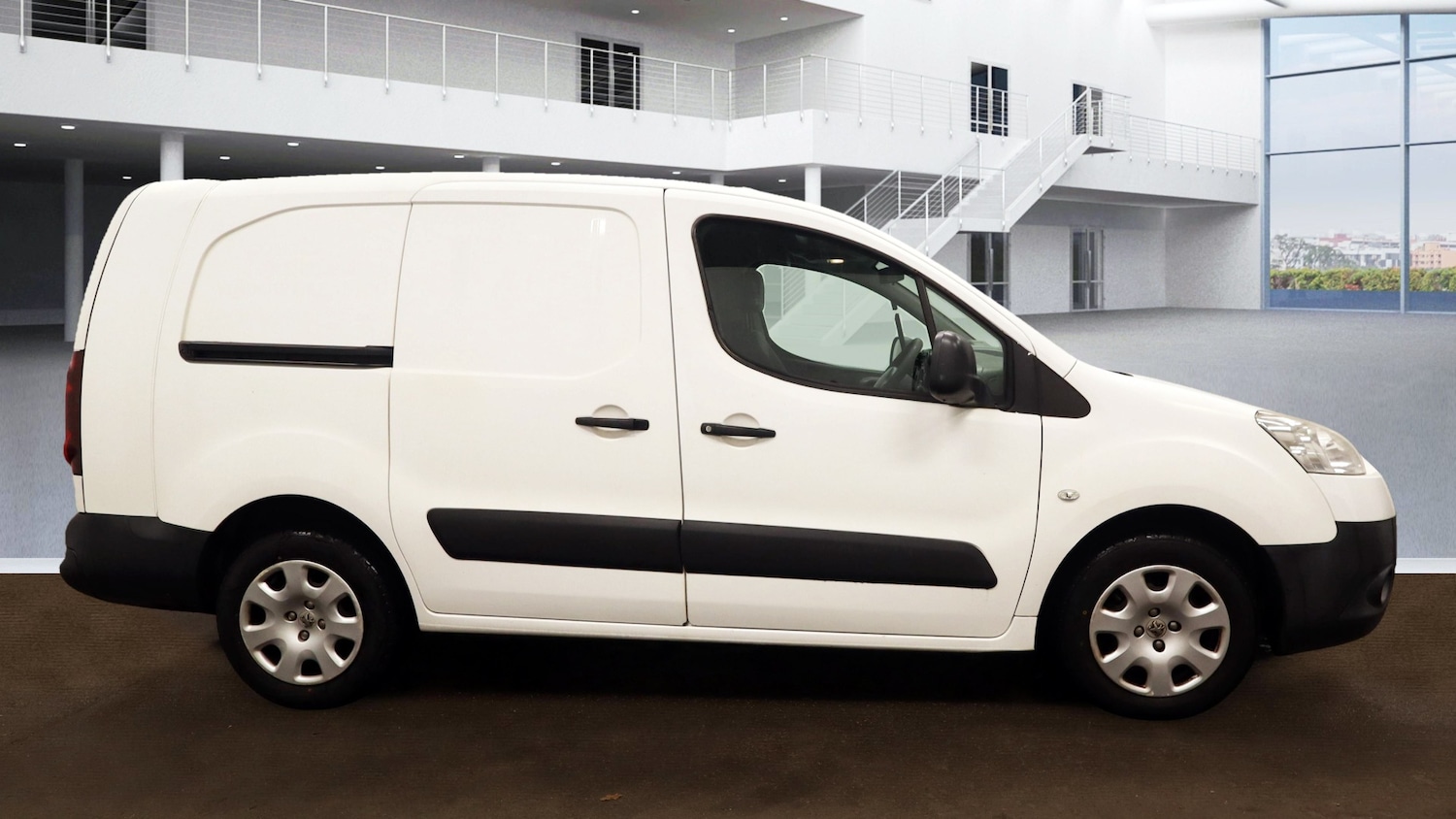 Used Peugeot Partner 2013 for sale - 76738376: Photo 6
