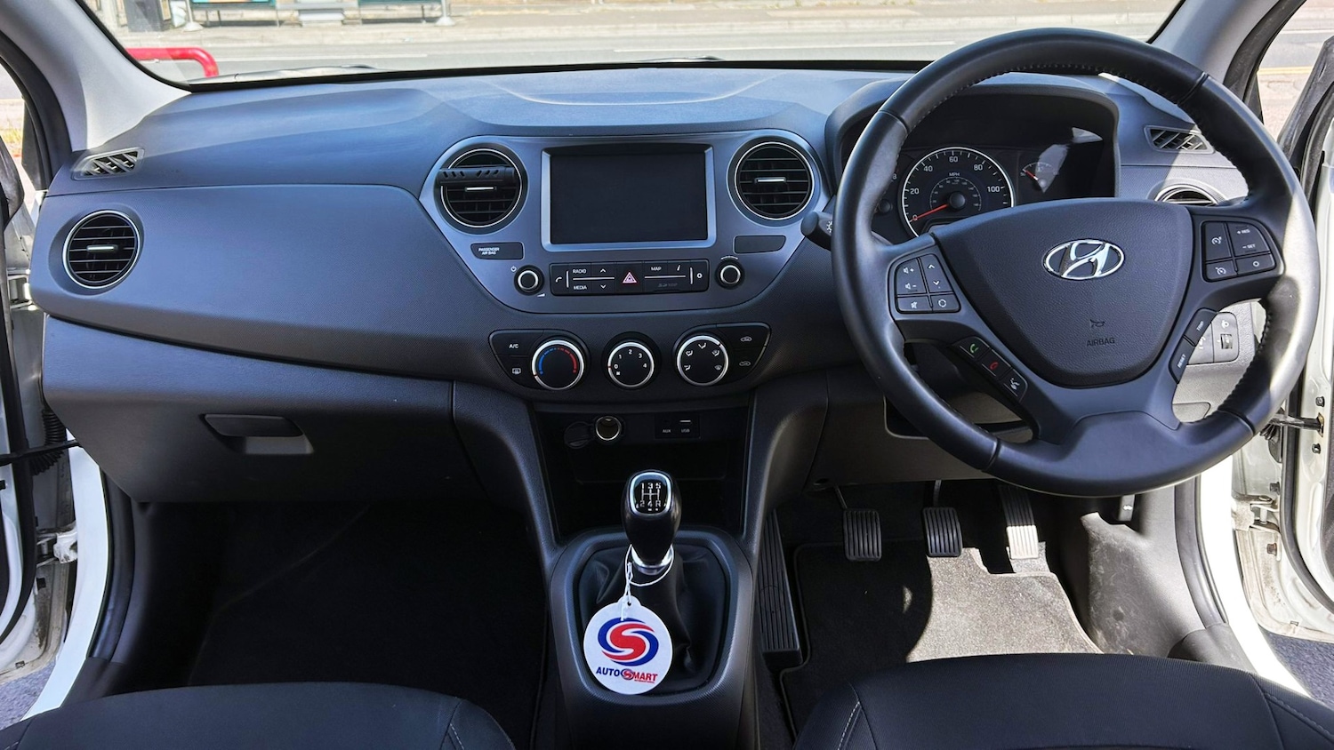 Used Hyundai i10 2019 for sale - 76413356: Photo 13