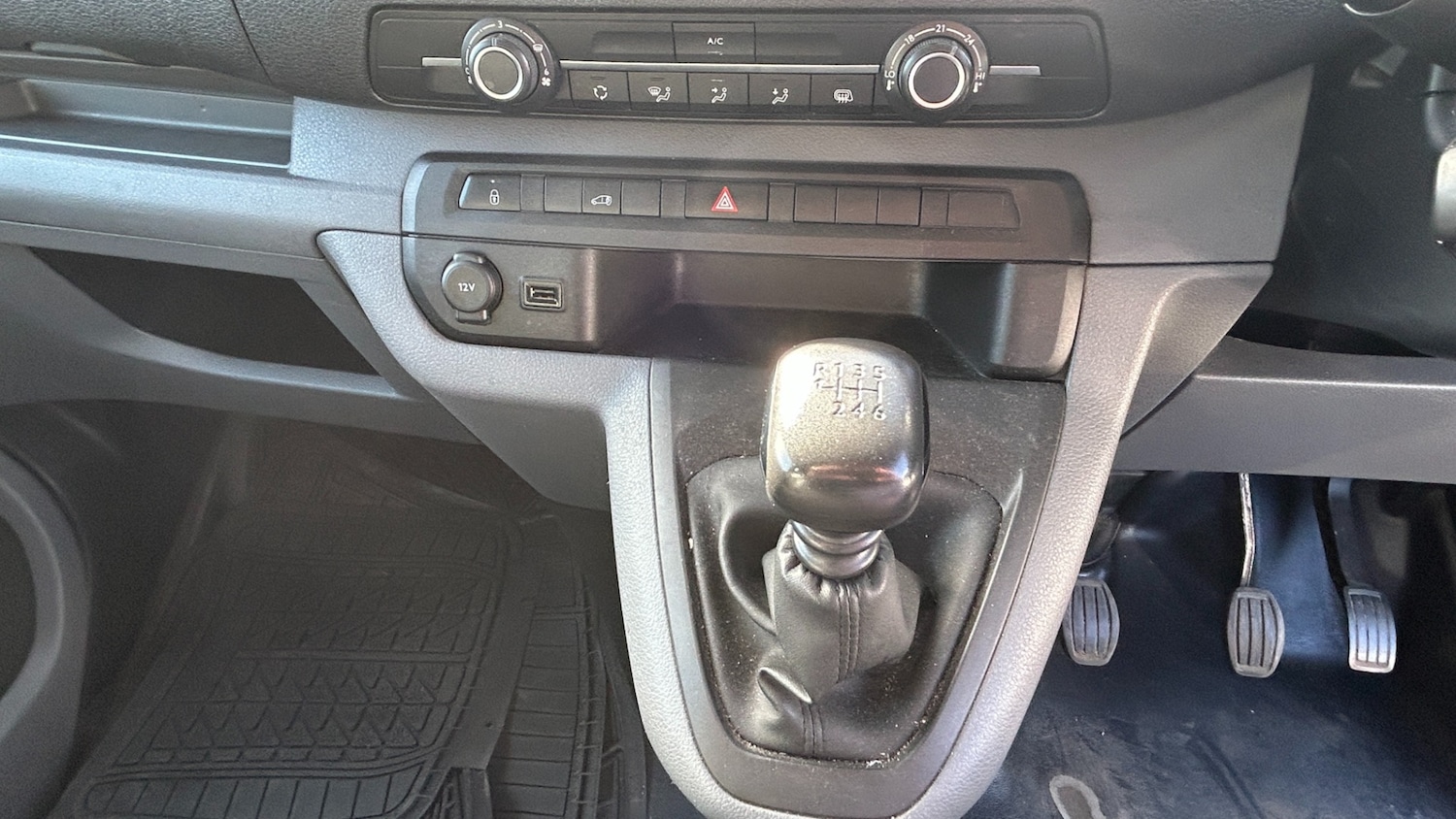 Used Vauxhall Vivaro 2020 for sale - 76037974: Photo 16