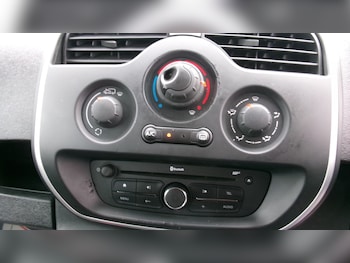 Used Renault Kangoo 2018 for sale - 75795130: Photo