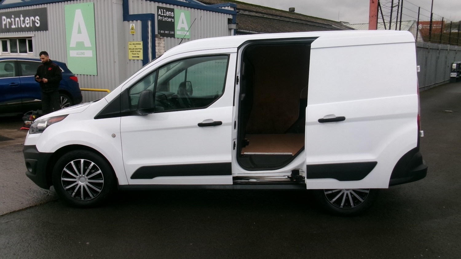 Used Ford Transit Connect 2018 for sale - 76924169: Photo 12