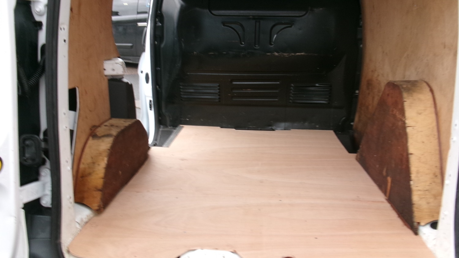 Used Ford Transit Connect 2018 for sale - 76924169: Photo 9