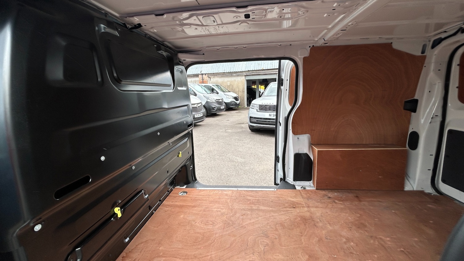 Used Vauxhall Vivaro 2021 for sale - 76302190: Photo 14