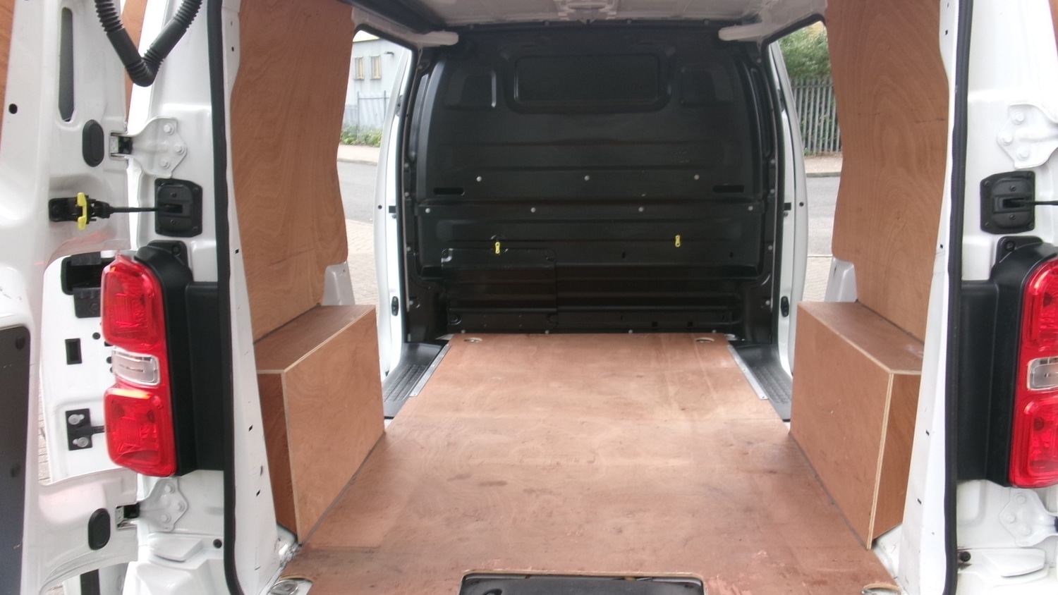 Used Vauxhall Vivaro 2021 for sale - 76302190: Photo 9