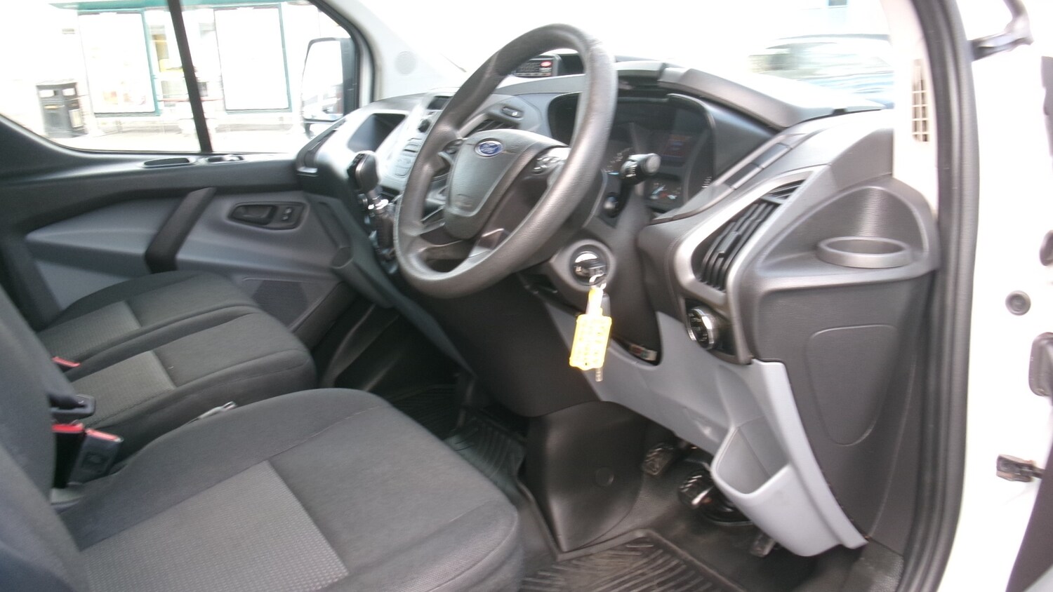 Used Ford Transit Custom 2018 for sale - 76302076: Photo 3