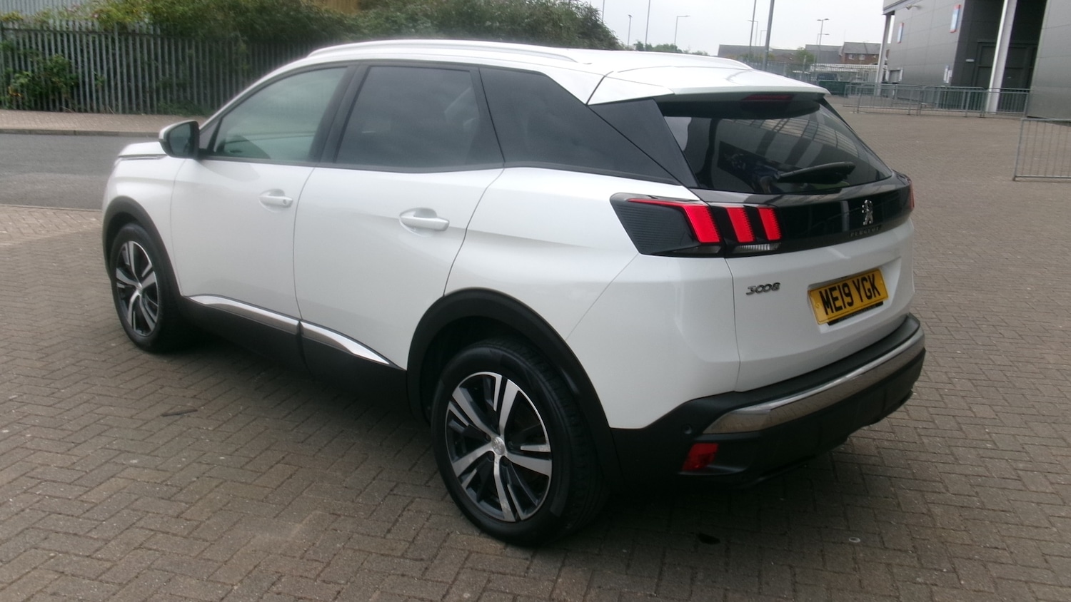 Used Peugeot 3008 2019 for sale - 76613653: Photo 12