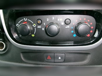 Used Renault Trafic 2019 for sale - 78040574: Photo