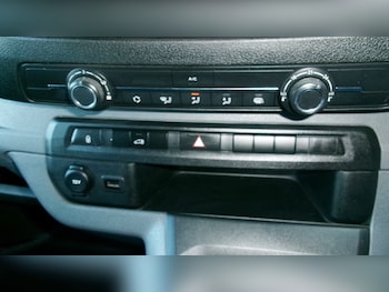 Used Vauxhall Vivaro 2022 for sale - 79272258: Photo