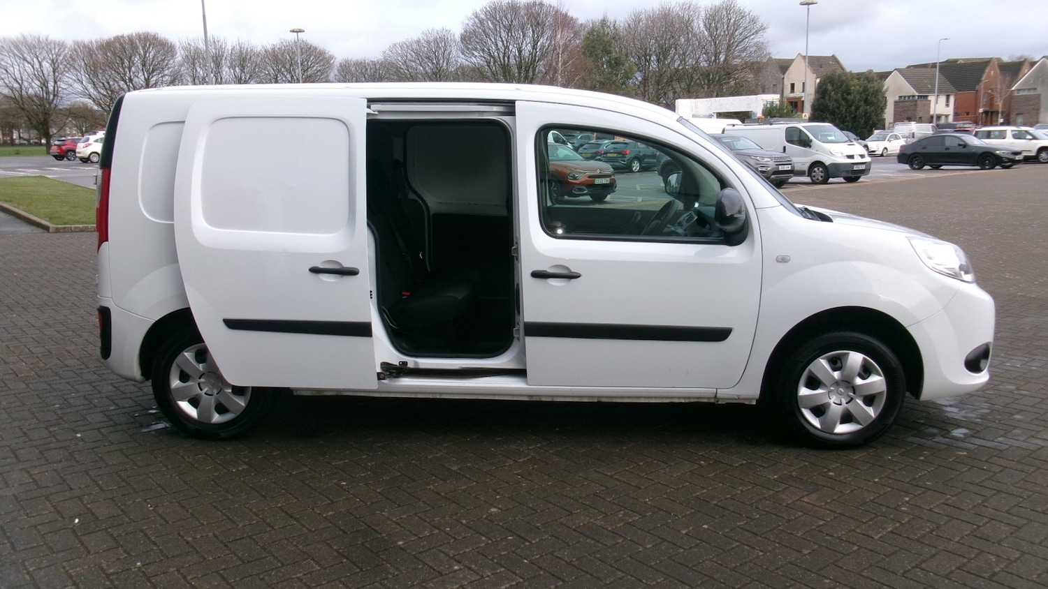 Used Renault Kangoo 2019 for sale - 77274572: Photo 18