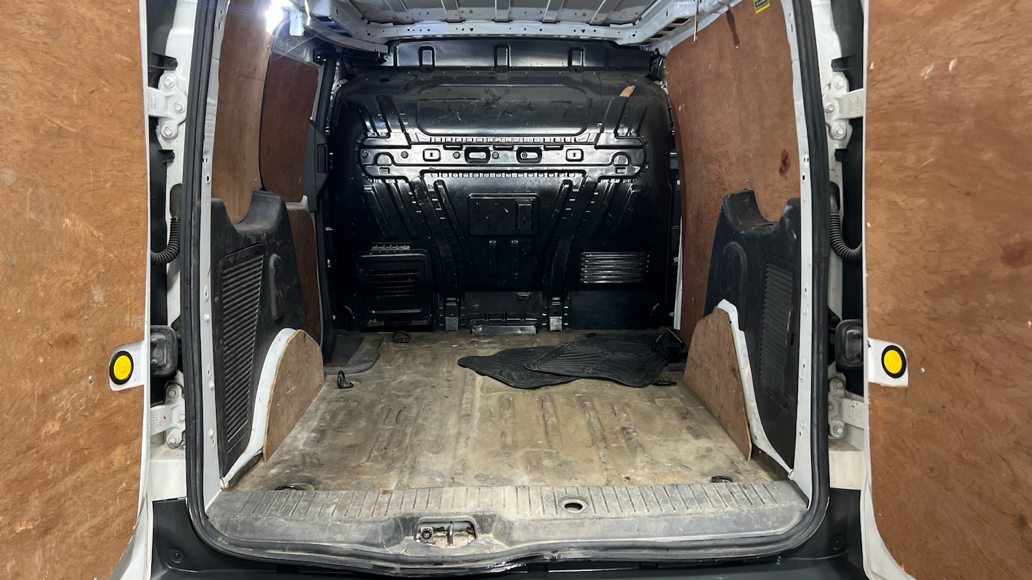 Used Ford Transit Connect 2017 for sale - 76682413: Photo 8