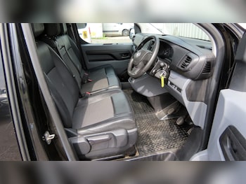 Used Vauxhall Vivaro 2020 for sale - 75516766: Photo