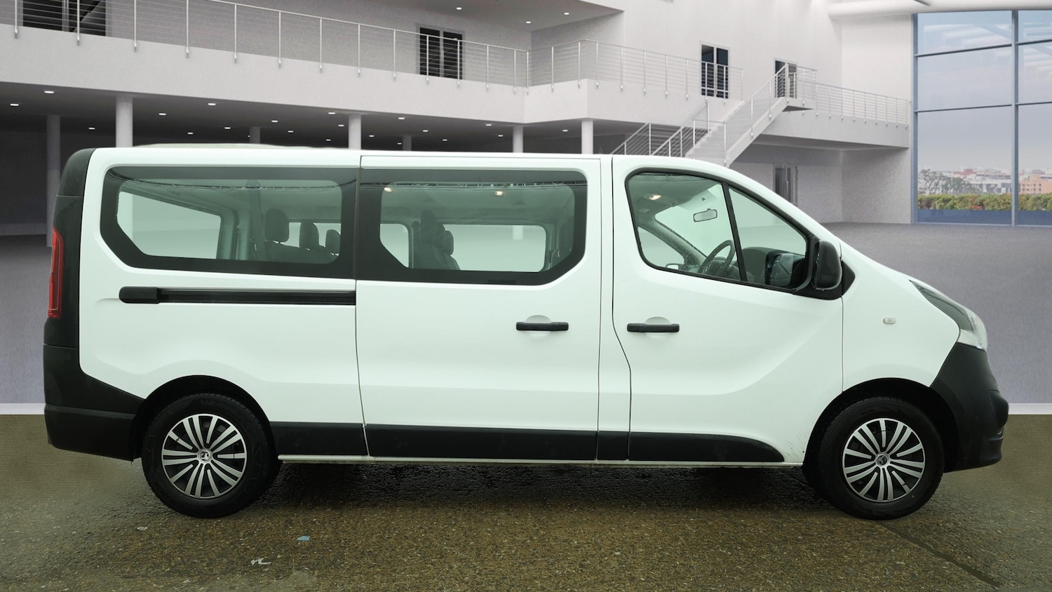 Used Vauxhall Vivaro 2015 for sale - 77490648: Photo 11