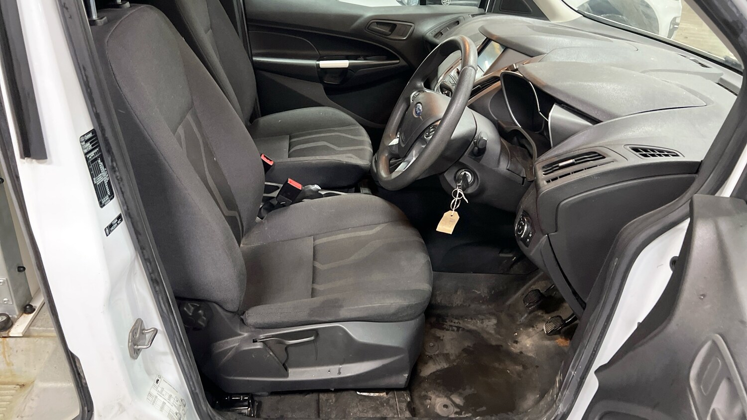 Used Ford Transit Connect 2018 for sale - 76694651: Photo 3