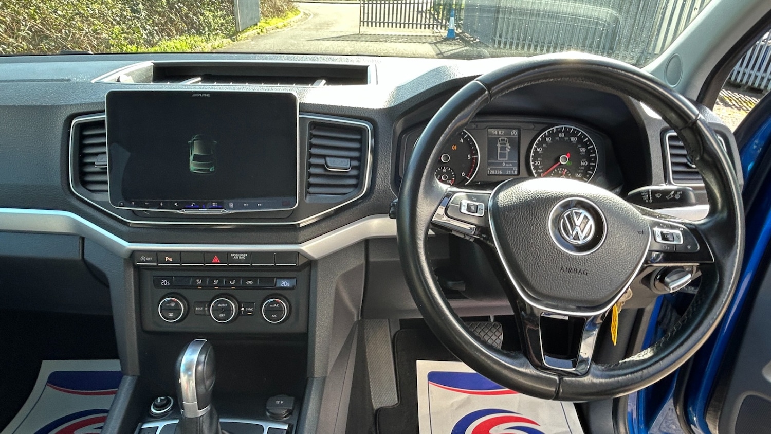 Used Volkswagen Amarok 2017 for sale - 77932571: Photo 4