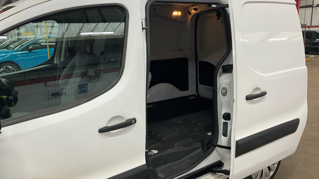 Used Citroen Berlingo 2015 for sale - 77745693: Photo 8