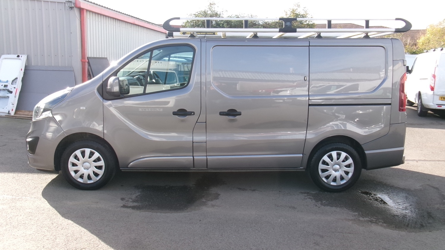 Used Vauxhall Vivaro 2016 for sale - 77047878: Photo 15