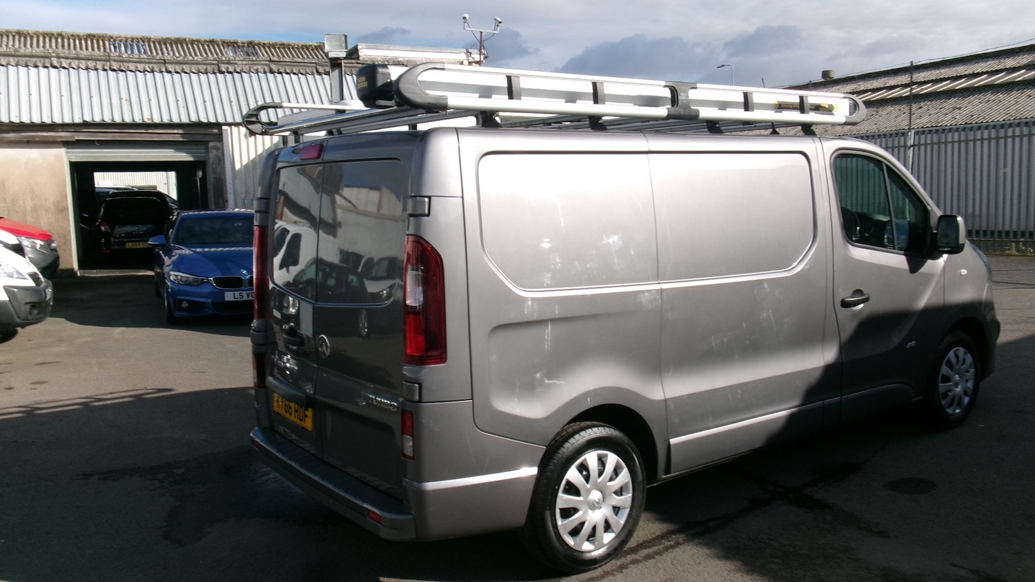 Used Vauxhall Vivaro 2016 for sale - 77047878: Photo 8