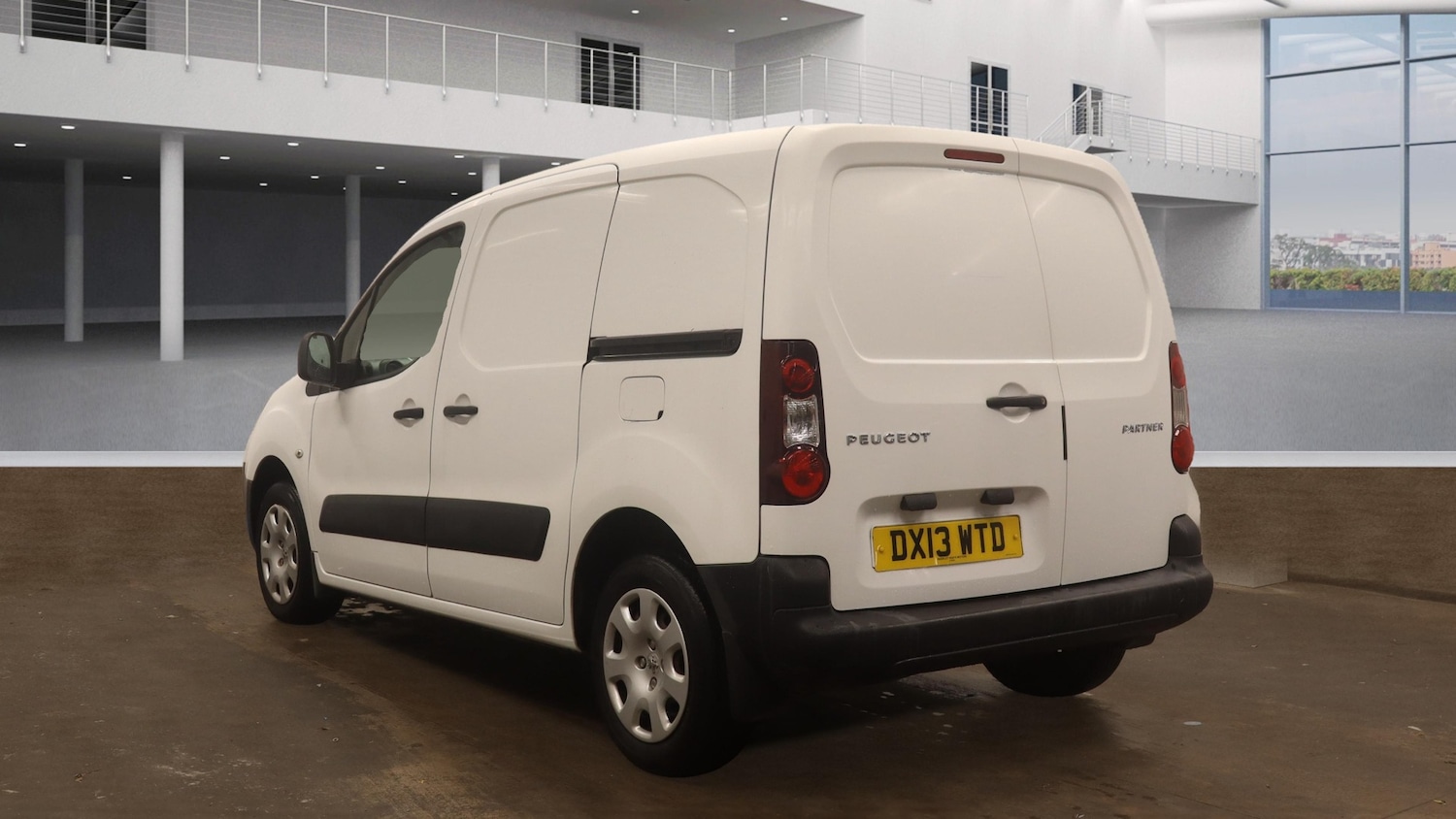 Used Peugeot Partner 2013 for sale - 76682386: Photo 6