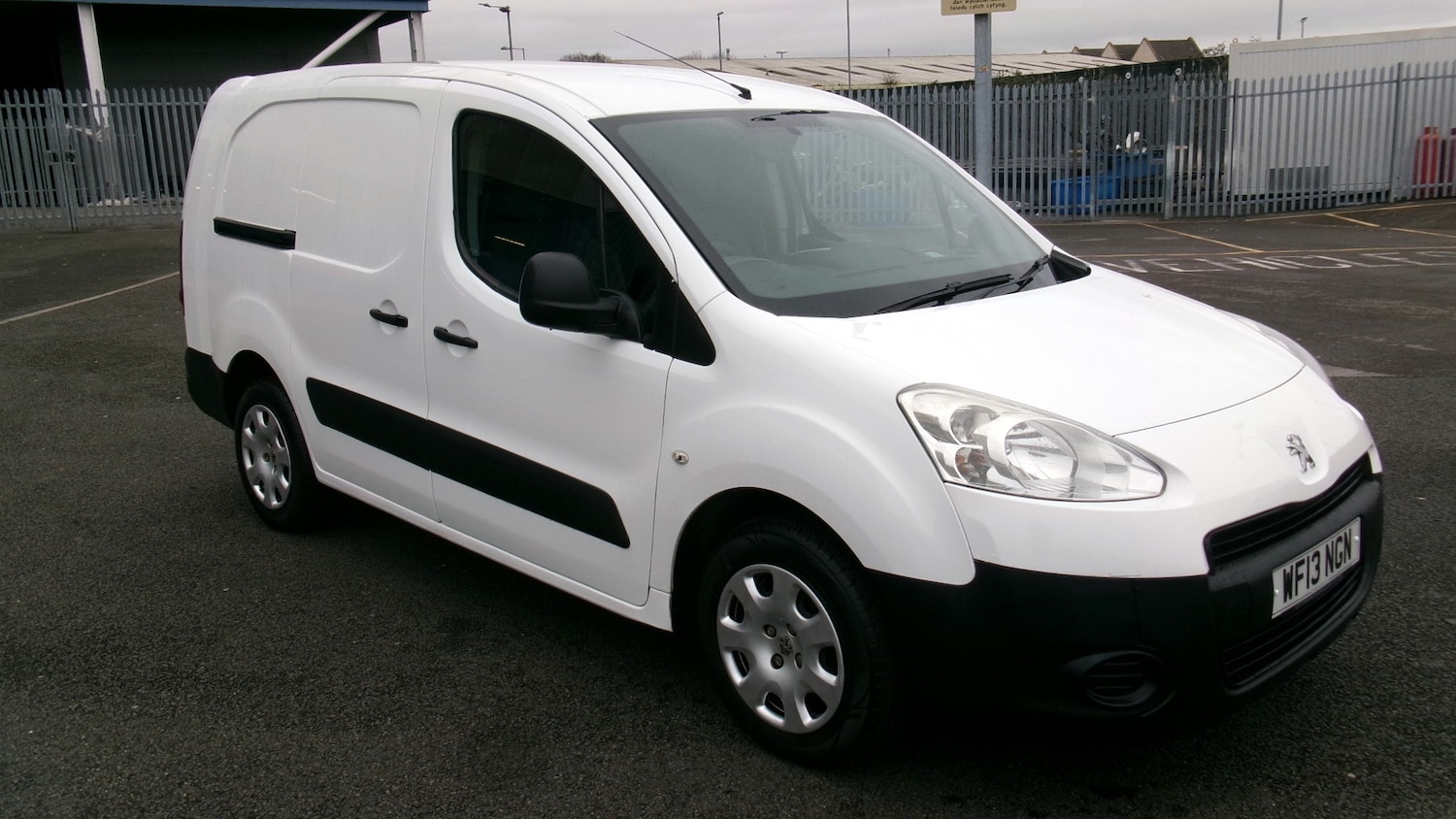 Used Peugeot Partner 2013 for sale - 78040595: Photo 2
