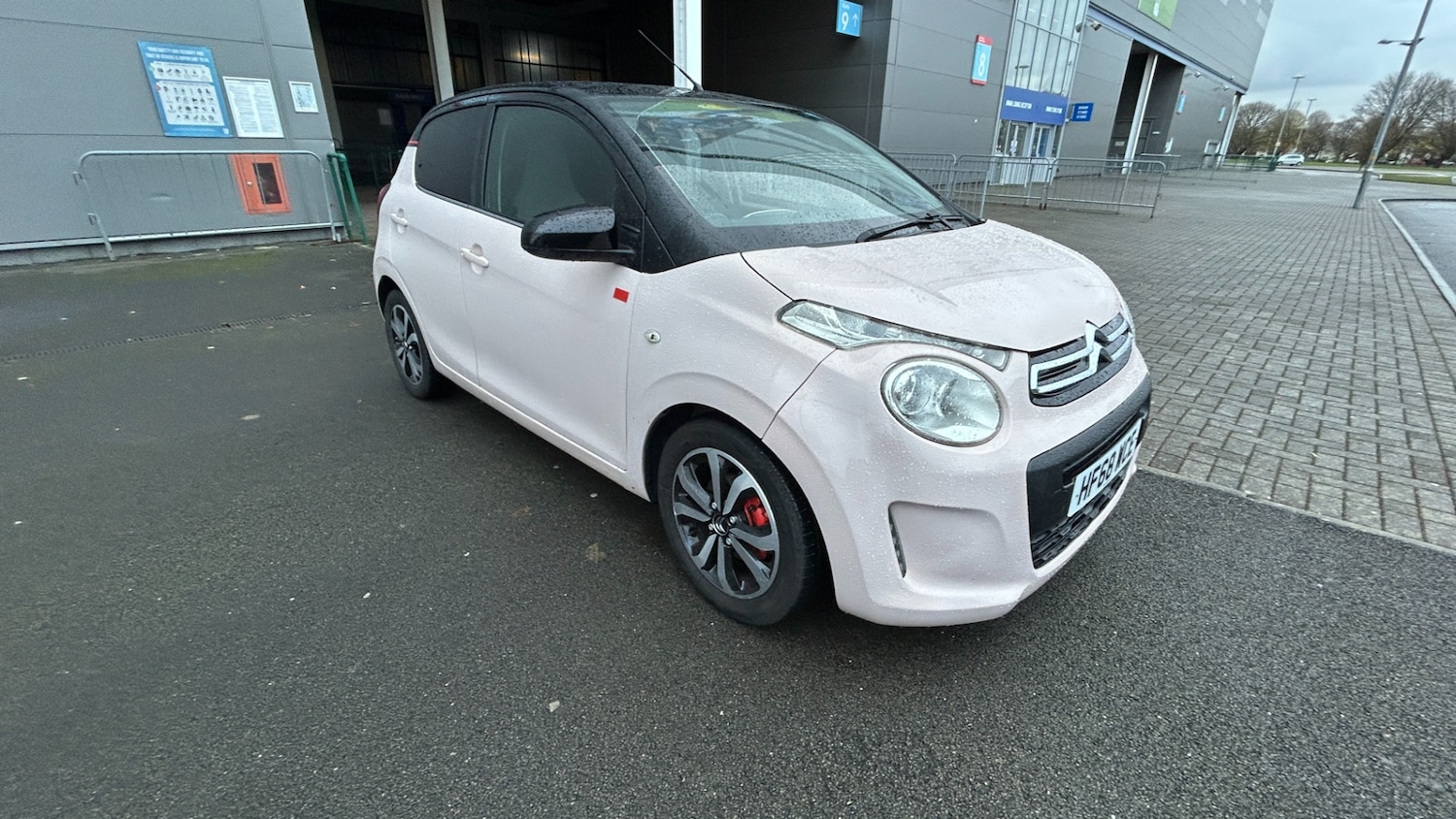 Used Citroen C1 2018 for sale - 76780421: Photo 2