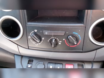 Used Peugeot Partner 2016 for sale - 76413274: Photo