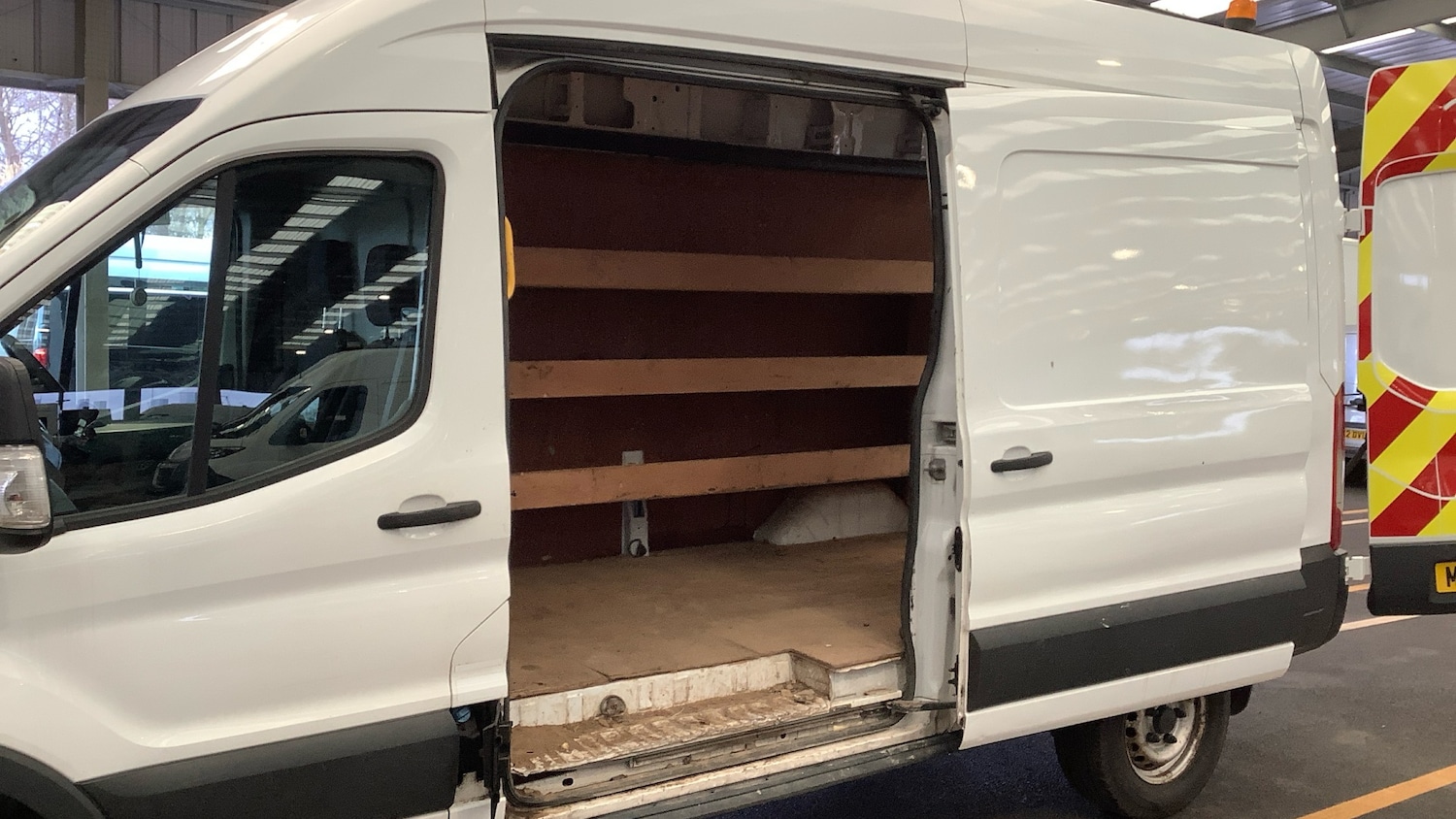 Used Ford Transit 2018 for sale - 77581543: Photo 10