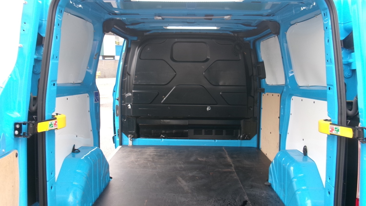 Used Ford Transit Custom 2016 for sale - 76302522: Photo 9