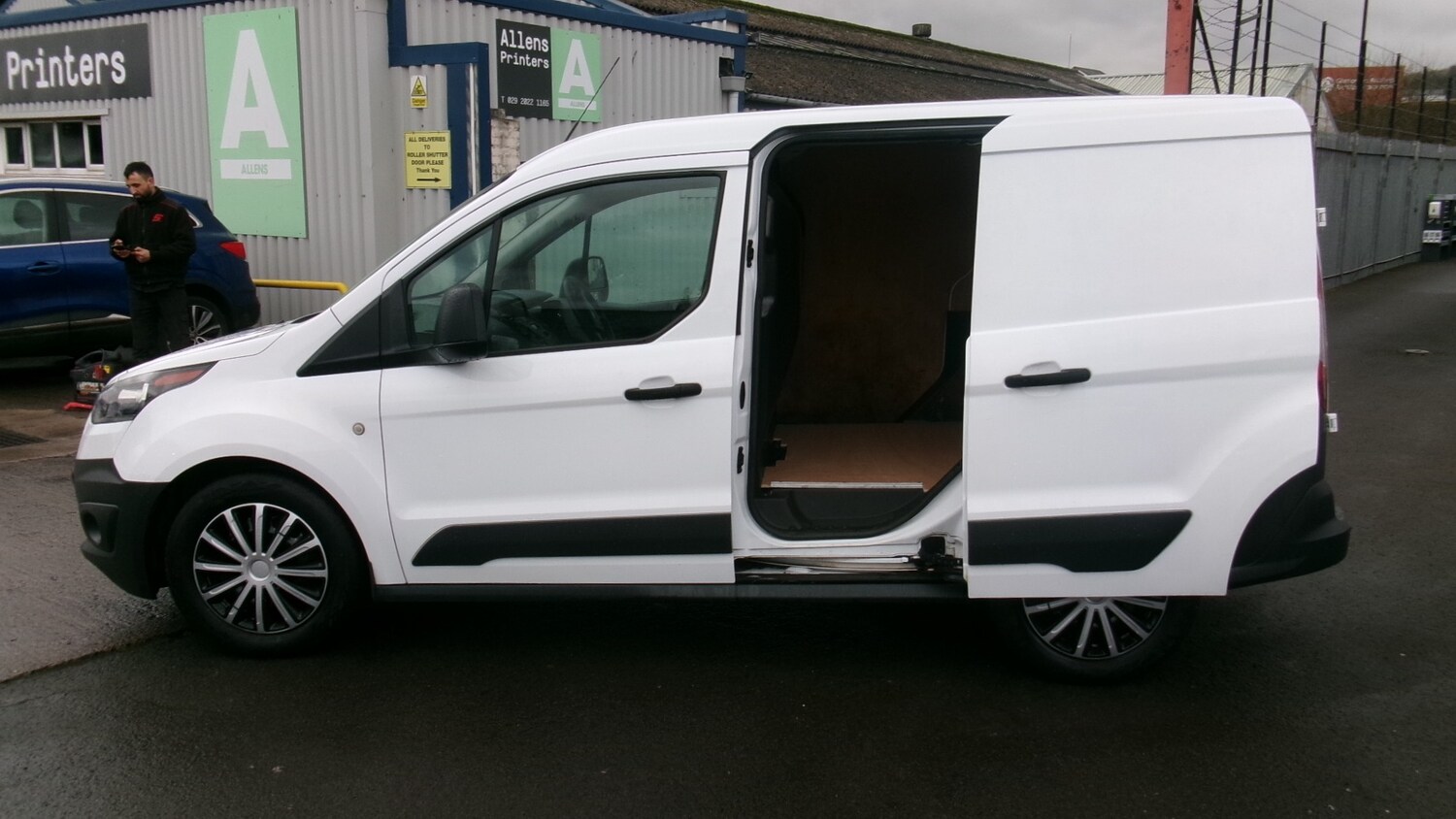 Used Ford Transit Connect 2018 for sale - 75872632: Photo 11