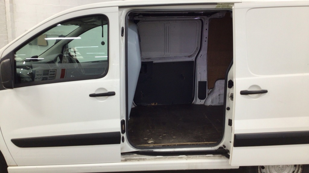 Used Peugeot Expert 2015 for sale - 77743965: Photo 8