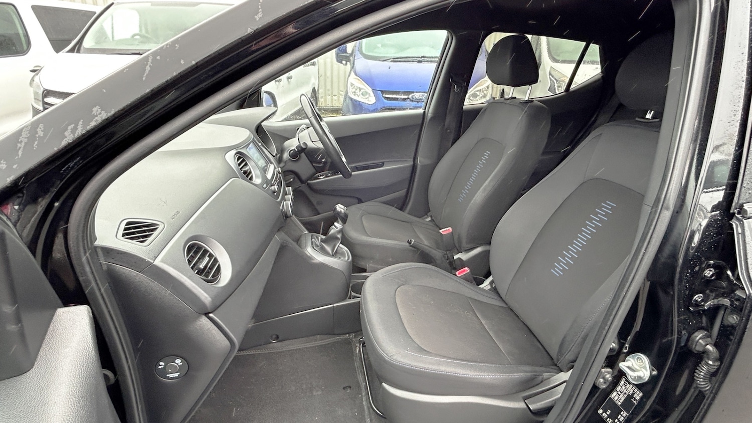 Used Hyundai i10 2018 for sale - 77904232: Photo 5