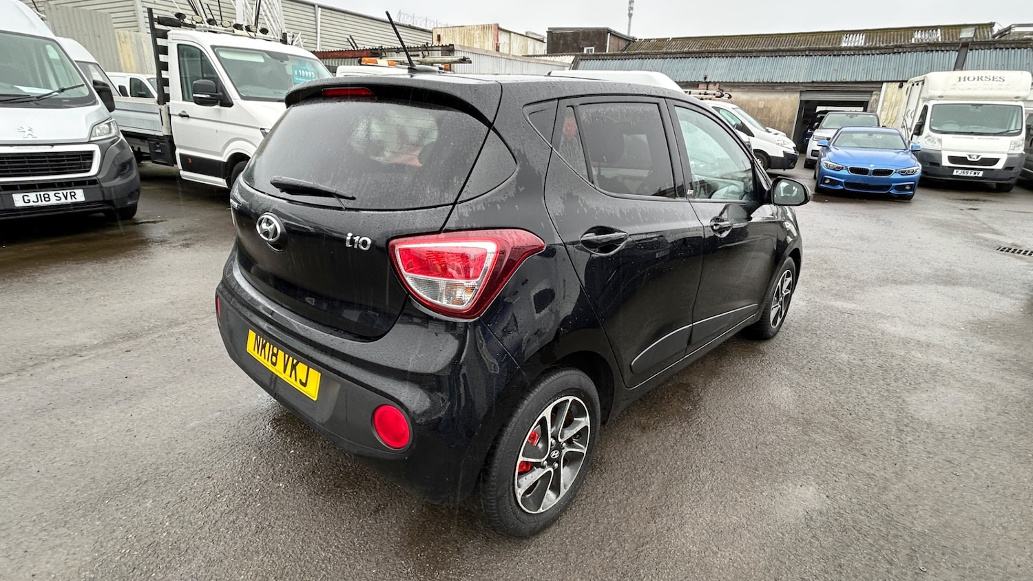 Used Hyundai i10 2018 for sale - 77904232: Photo 6