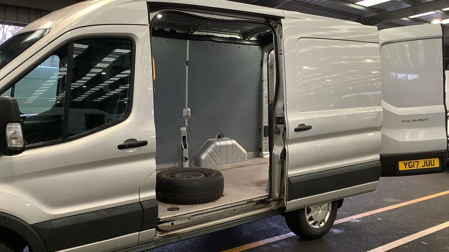 Used Ford Transit 2017 for sale - 77581600: Photo 10