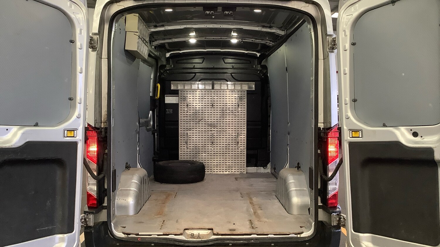 Used Ford Transit 2017 for sale - 77581600: Photo 7