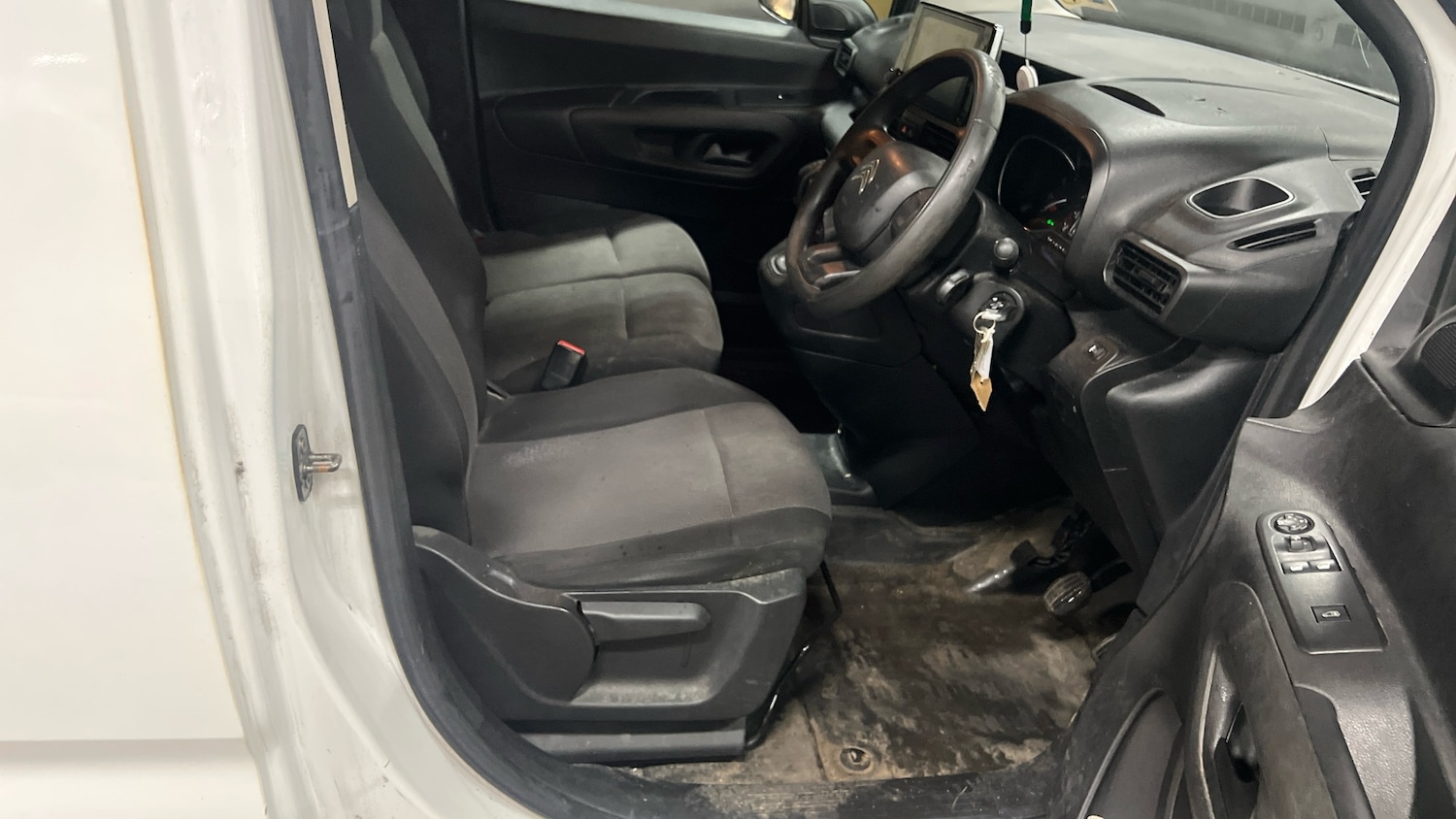 Used Citroen Berlingo 2020 for sale - 77286428: Photo 3