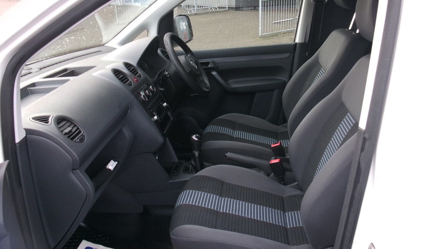 Used Volkswagen Caddy 2015 for sale - 78042434: Photo 7