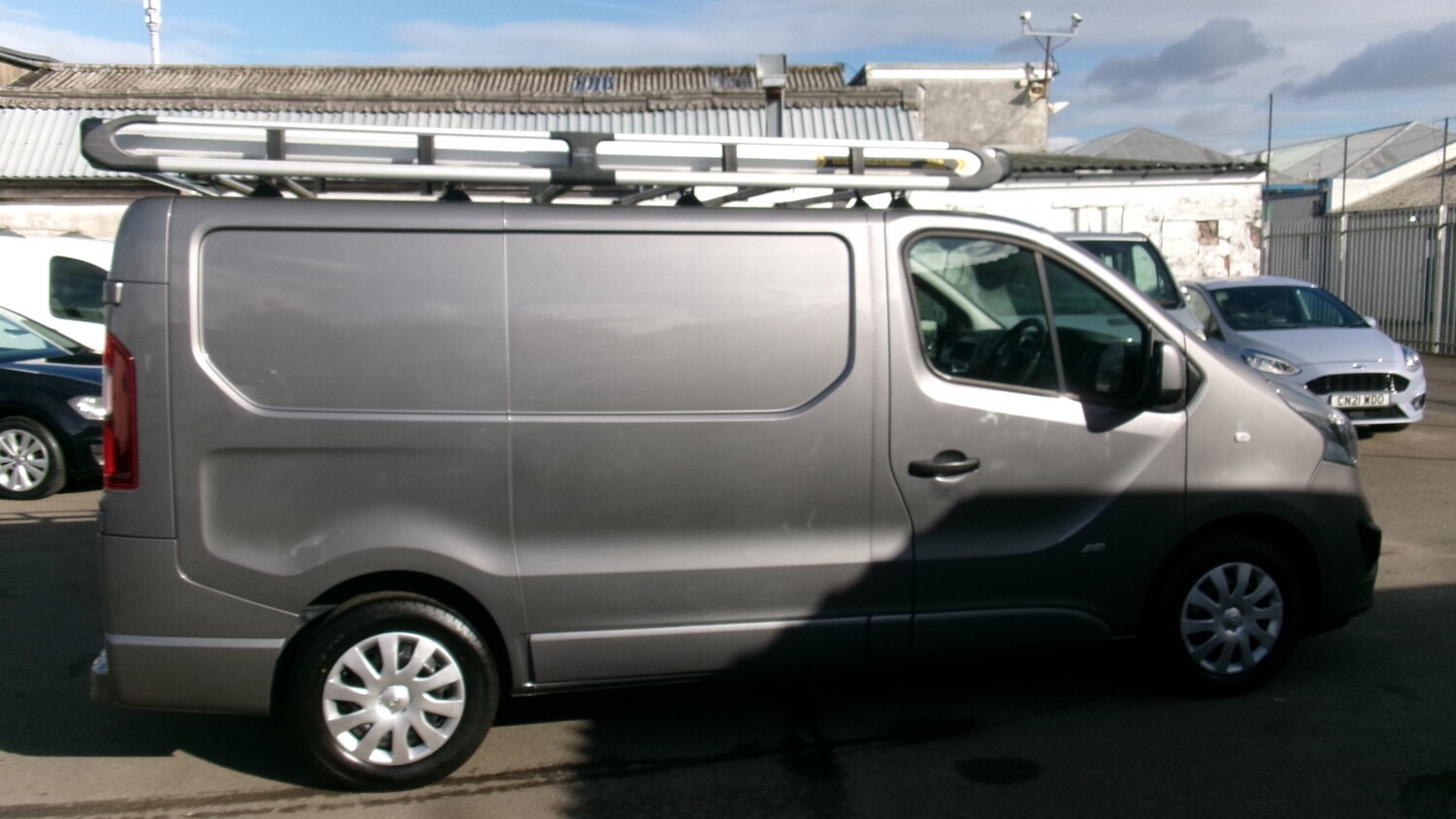 Used Vauxhall Vivaro 2016 for sale - 75995135: Photo 17