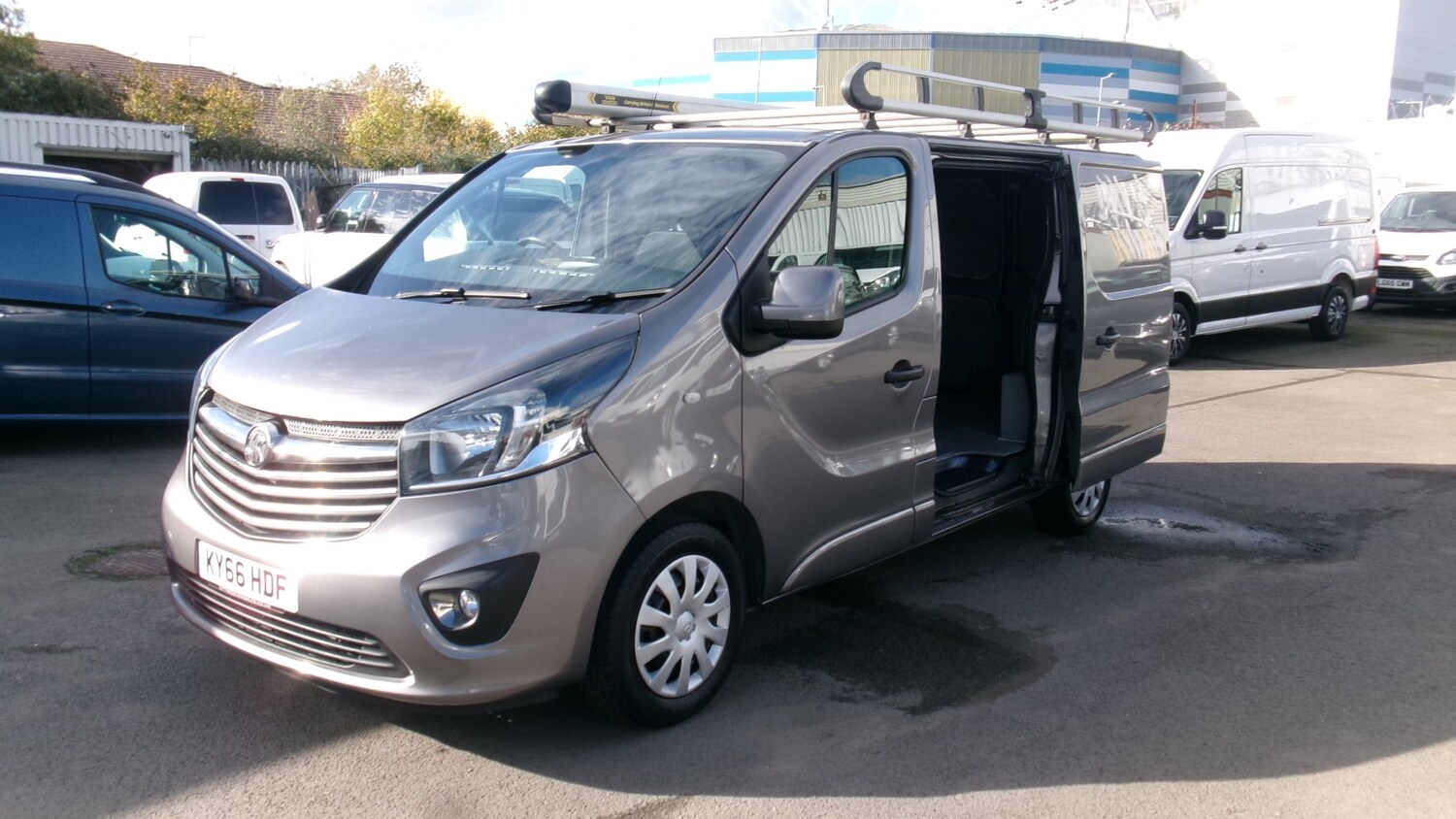 Used Vauxhall Vivaro 2016 for sale - 75995135: Photo 18